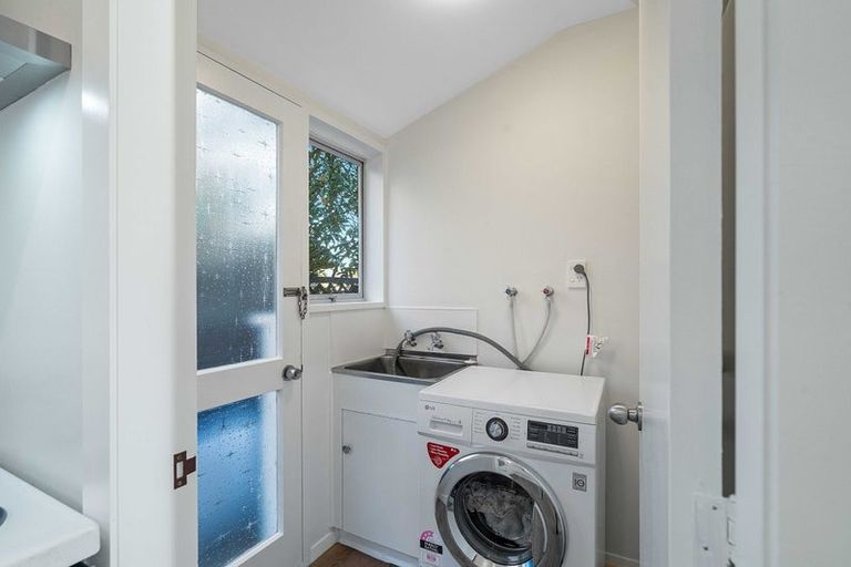 Photo of property in 2/321 Wairakei Road, Burnside, Christchurch, 8053