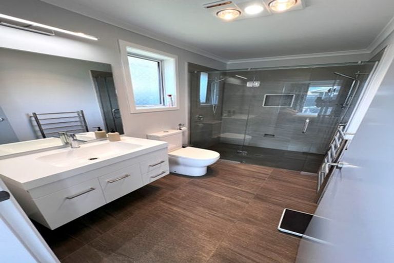 Photo of property in 107 Mawai Hakona Drive, Wallaceville, Upper Hutt, 5018