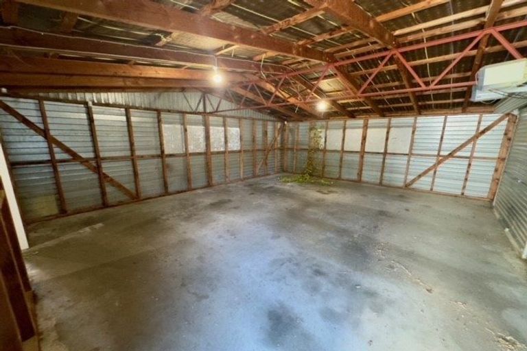 Photo of property in 2 Riverbank Road, Okoia, Whanganui, 4573