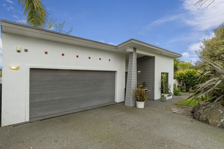 Photo of property in 43 Honeysuckle Lane, Ohauiti, Tauranga, 3112