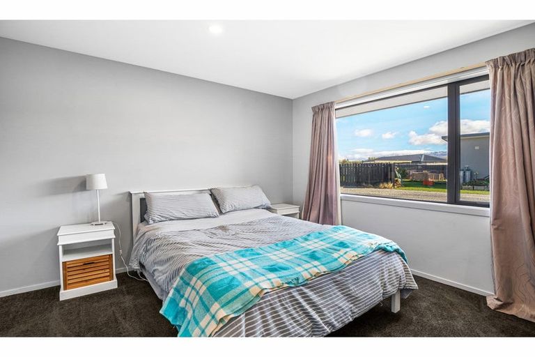 Photo of property in 28 Plunket Street, Omakau, 9376