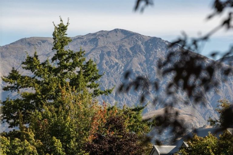 Photo of property in 21 Thomson Street, Arrowtown, 9302