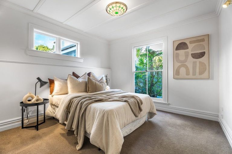 Photo of property in 29 Hastings Parade, Devonport, Auckland, 0624