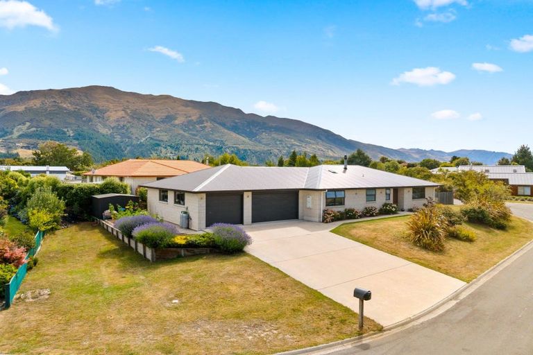 Photo of property in 25 Nichol Street, Lake Hawea, 9382