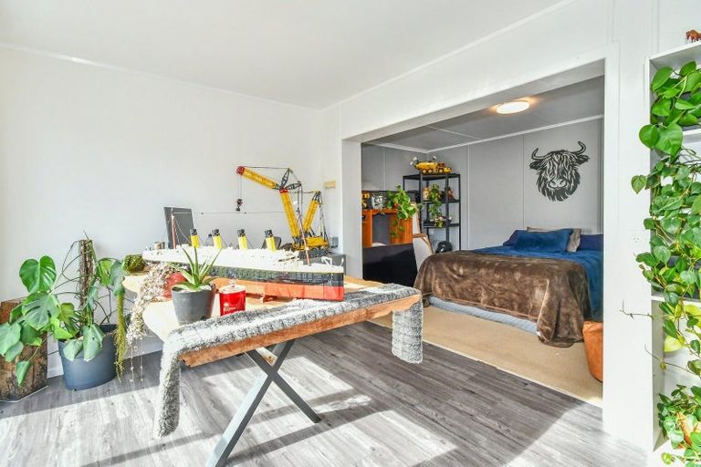 Photo of property in 99 Barber Road, Bombay, 2675