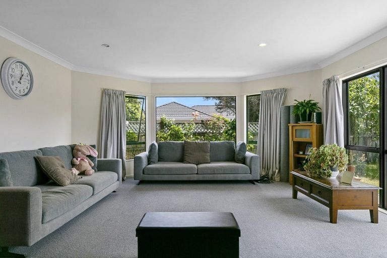 Photo of property in 61 Kiddle Drive, Hilltop, Taupo, 3330