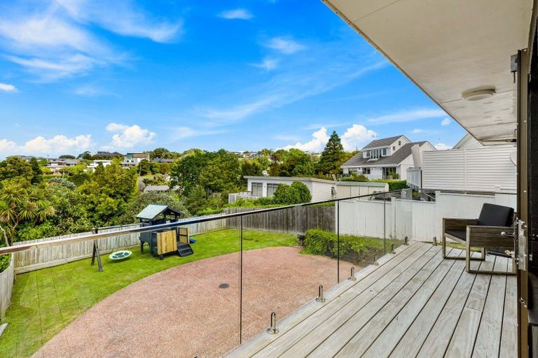 Photo of property in 89 Hebron Road, Waiake, Auckland, 0630