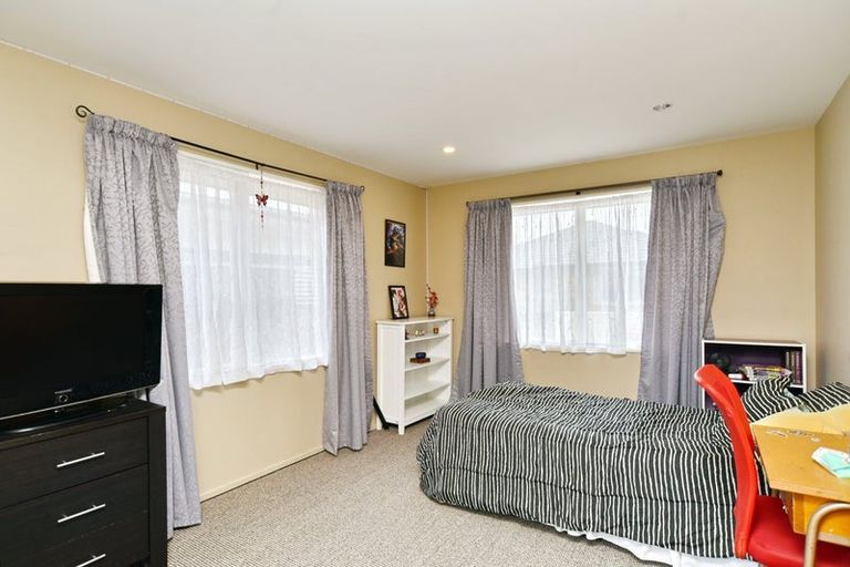 Photo of property in 56 Tahuna Street, Pegasus, 7612