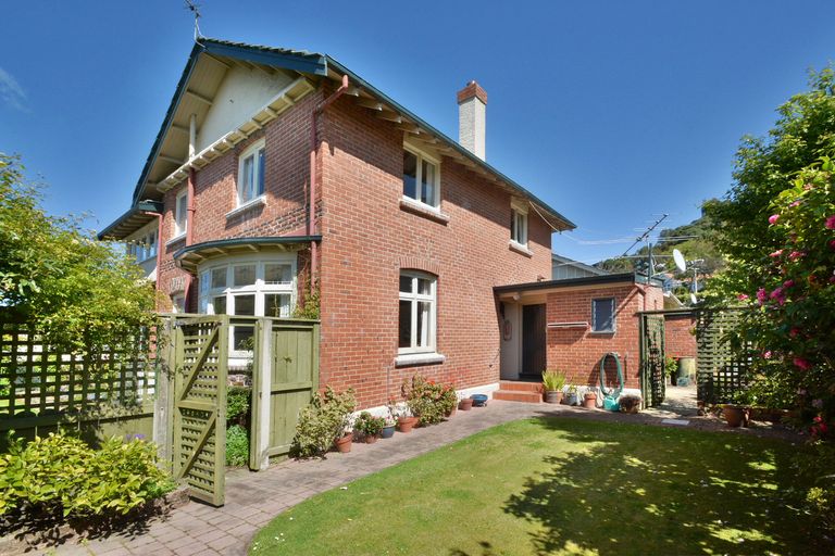 Photo of property in 36 Sandringham Street, Saint Clair, Dunedin, 9012