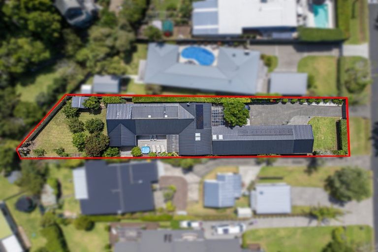 Photo of property in 18 Glengarry Avenue, Manly, Whangaparaoa, 0930