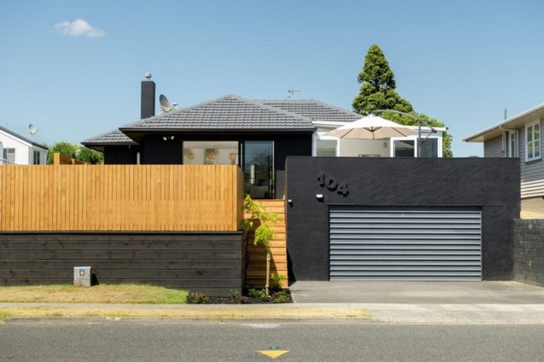 Photo of property in 104 Valley Road, Mount Maunganui, 3116