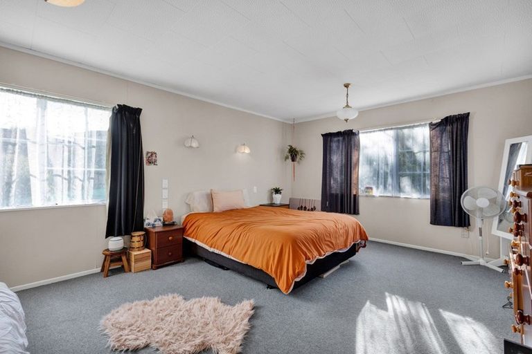 Photo of property in 9a Ballantrae Place, Highlands Park, New Plymouth, 4312