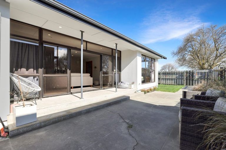 Photo of property in 17 Mona Square, Ashburton, 7700