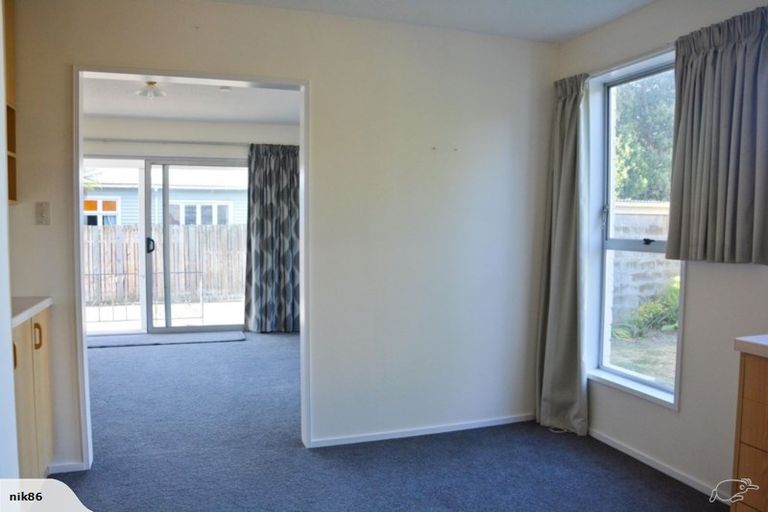 Photo of property in 2/42 Saint Martins Road, Saint Martins, Christchurch, 8022