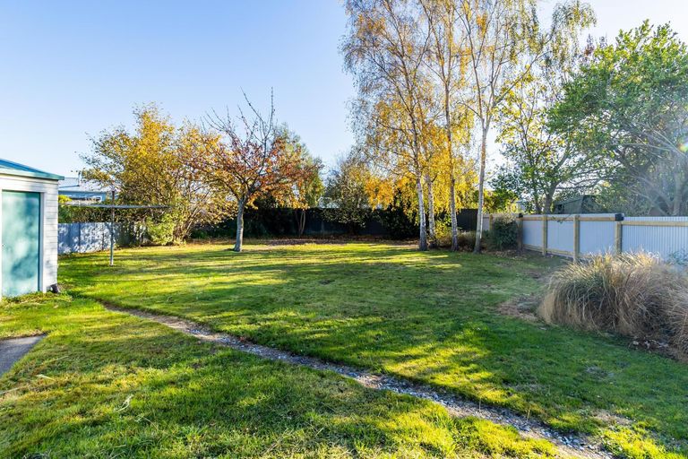 Photo of property in 1 Augustine Street, Waimate, 7924
