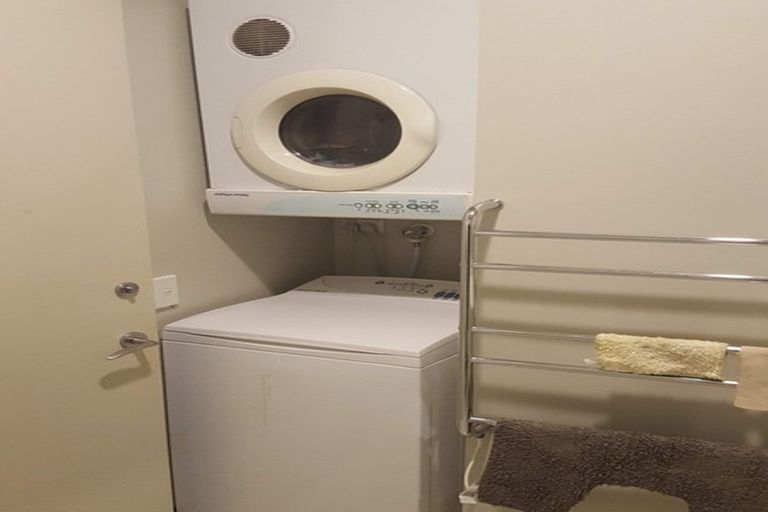 Photo of property in City Lodge, 406/115 Vivian Street, Te Aro, Wellington, 6011