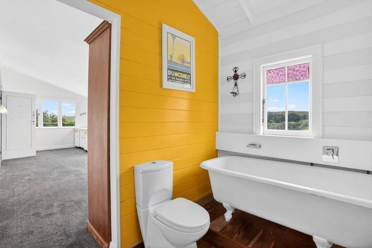 Photo of property in 24a Waterview Crescent, Kaiwaka, 0573