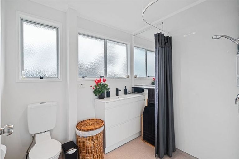 Photo of property in 2 Ngaparaoa Drive, Maketu, Te Puke, 3189