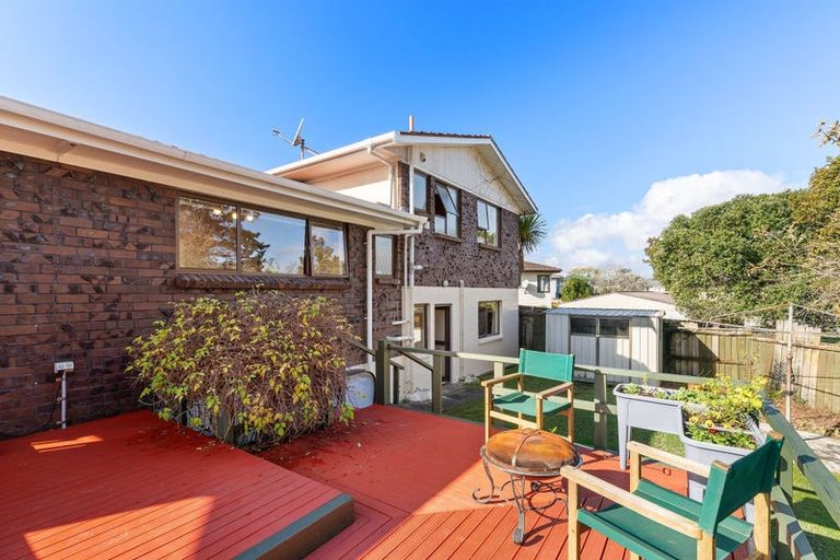 Photo of property in 67 Oreil Avenue, West Harbour, Auckland, 0618