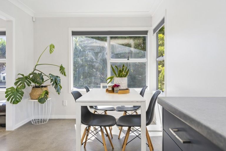 Photo of property in 13 Matipo Crescent, Pukete, Hamilton, 3200