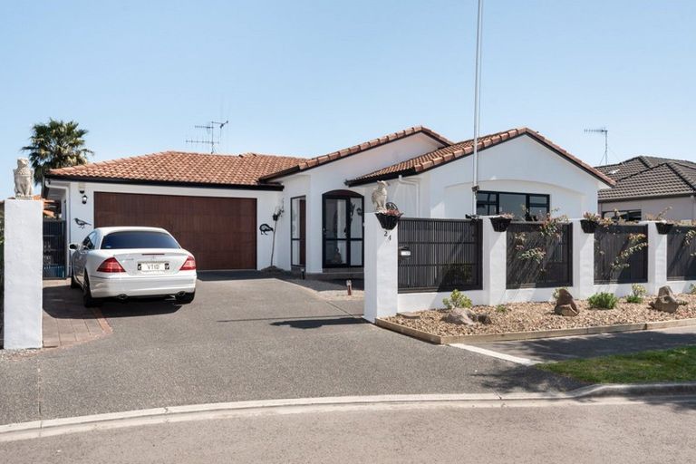 Photo of property in 24 Ohope Place, Papamoa Beach, Papamoa, 3118