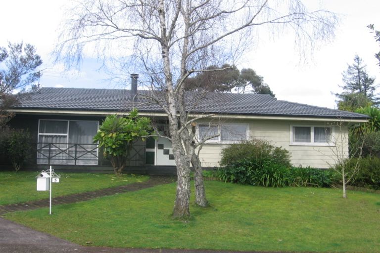 Photo of property in 5 Mack Place, Red Hill, Papakura, 2110