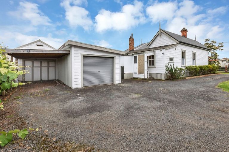 Photo of property in 6 Shortland Street, Regent, Whangarei, 0112