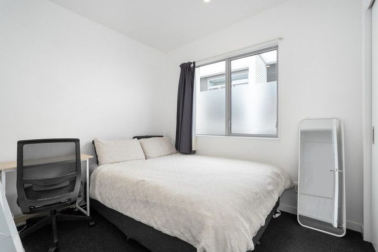 Photo of property in 11/59 The Parade, Island Bay, Wellington, 6023