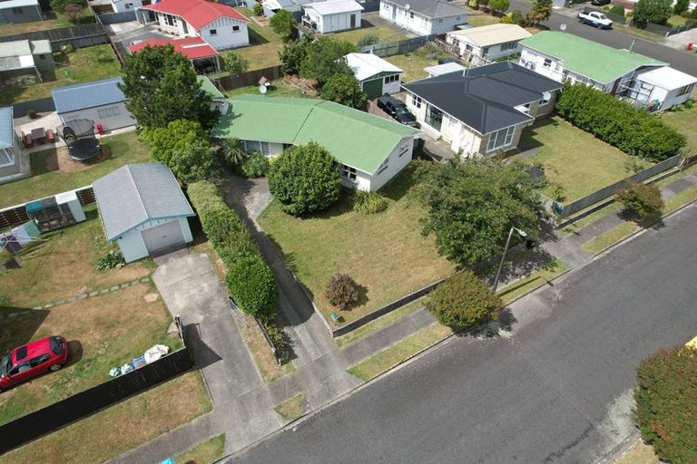 Photo of property in 13 Arran Street, Levin, 5510