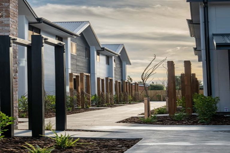 Photo of property in 14/241 Lincoln Road, Addington, Christchurch, 8024