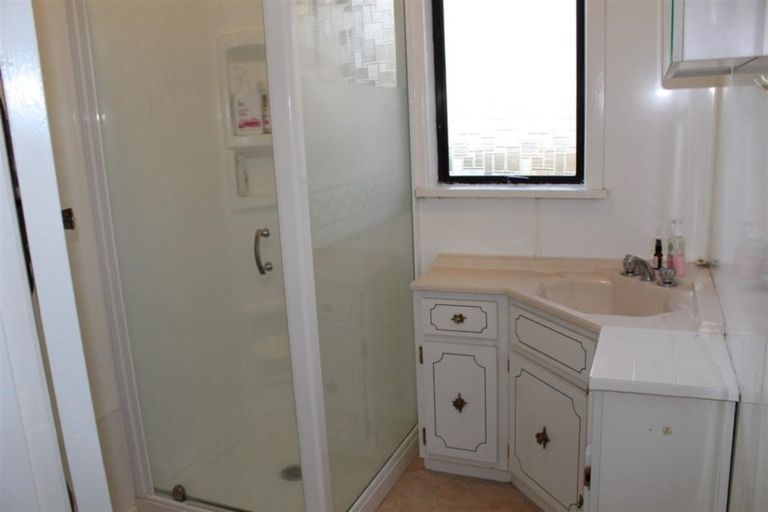 Photo of property in 105 Rangatira Drive, Mangakino, 3421