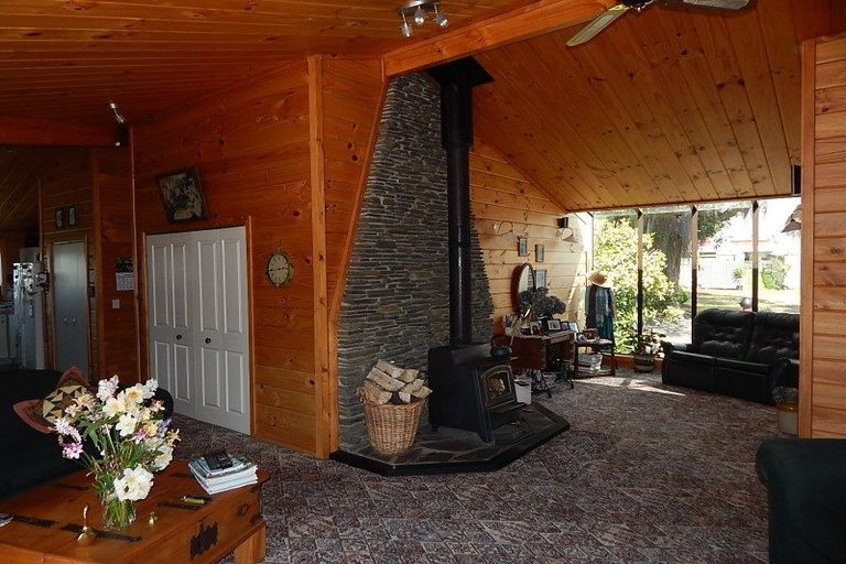 Photo of property in 50 Brunings Road, Carters Beach, Westport, 7892