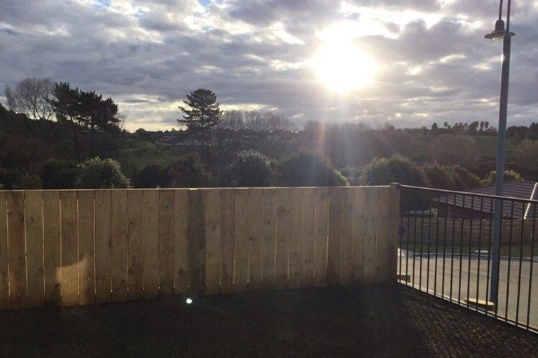 Photo of property in 9 Hayden Way, Welcome Bay, Tauranga, 3112