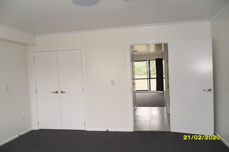 Photo of property in 4 London Road, Korokoro, Lower Hutt, 5012