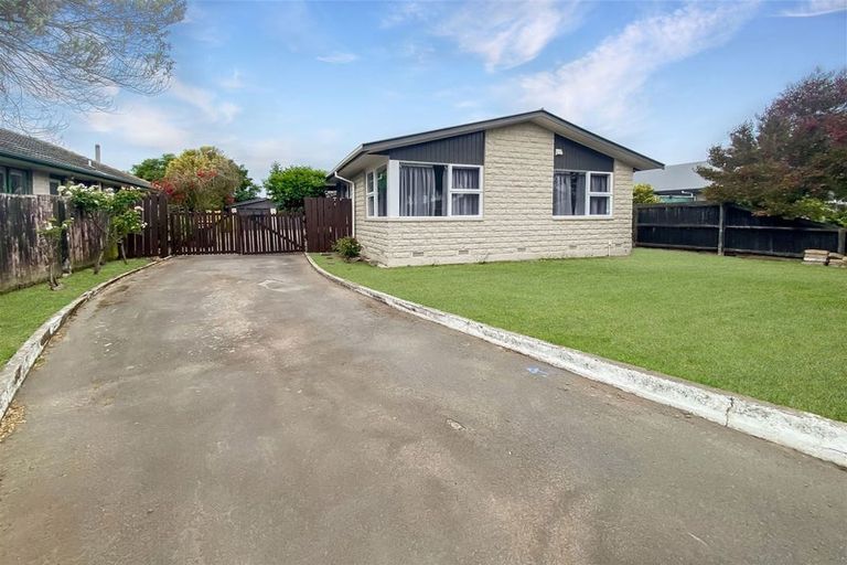 Photo of property in 28 Cottonwood Street, Parklands, Christchurch, 8083