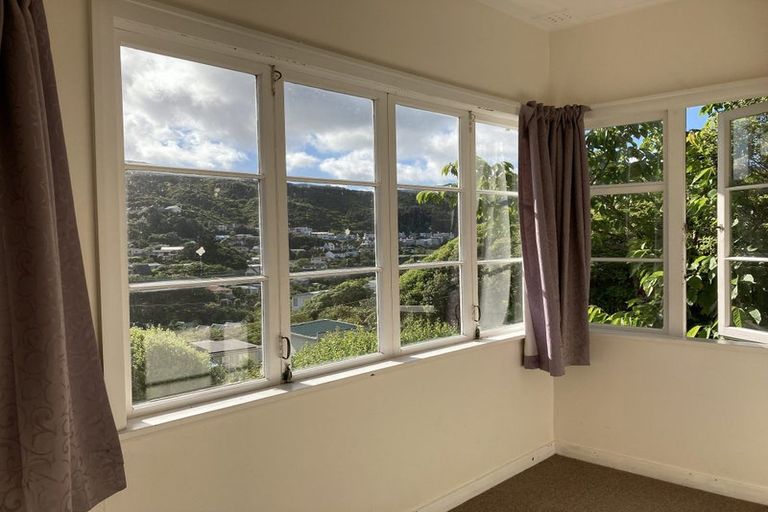 Photo of property in 16 Saint Albans Avenue, Karori, Wellington, 6012