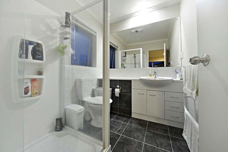 Photo of property in 12 Sarteano Drive, Manurewa, Auckland, 2105