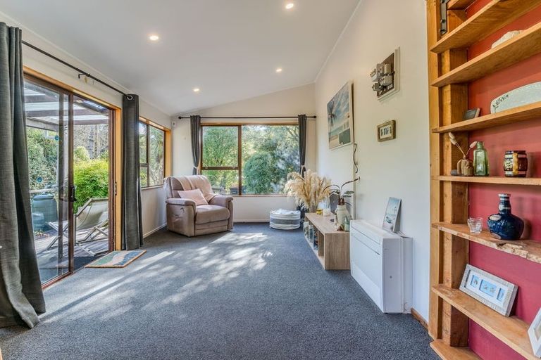 Photo of property in 86 Beach Road, Long Beach, Port Chalmers, 9081