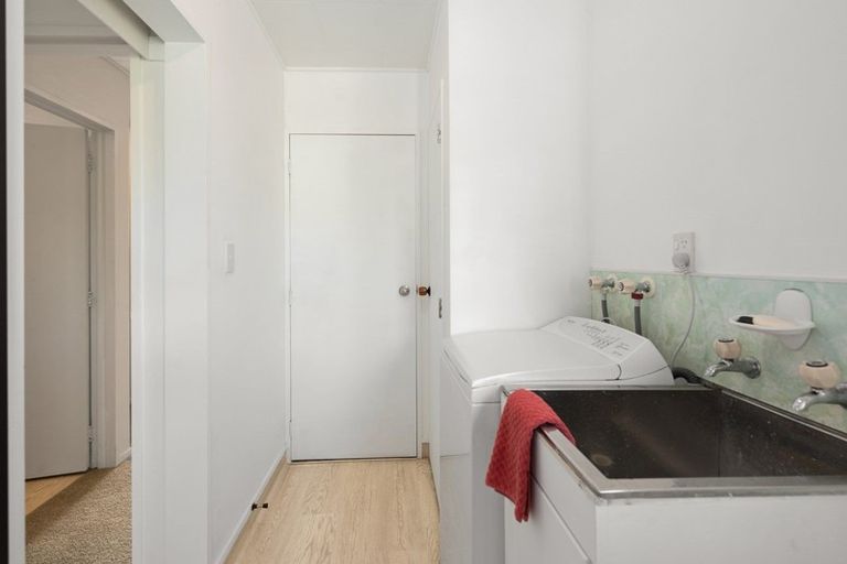 Photo of property in 72 Kinloch Road, Kinloch, Taupo, 3377