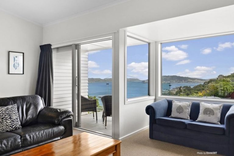 Photo of property in 32 Lohia Street, Khandallah, Wellington, 6035