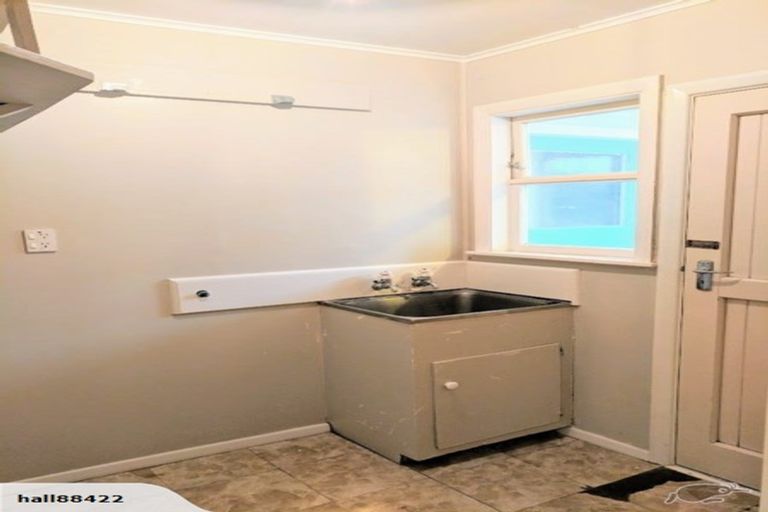 Photo of property in 5 Gawler Grove, Wainuiomata, Lower Hutt, 5014