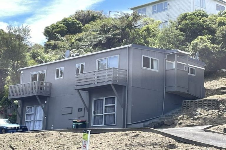 Photo of property in 97 Dowse Drive, Maungaraki, Lower Hutt, 5010