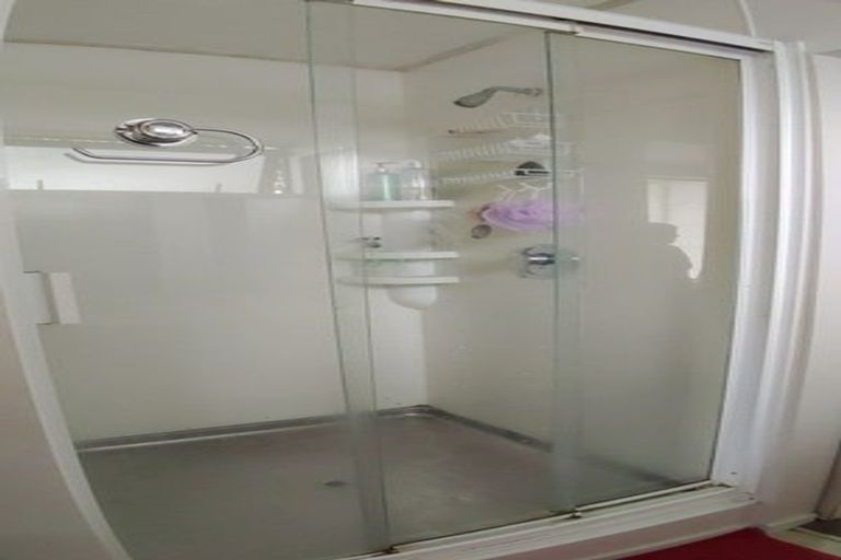 Photo of property in 68 Stapleford Crescent, Browns Bay, Auckland, 0630