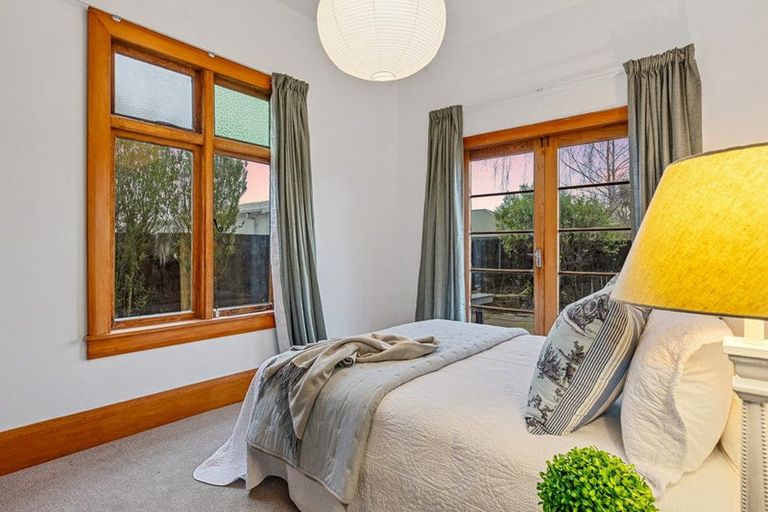 Photo of property in 2/650 Barbadoes Street, Edgeware, Christchurch, 8013