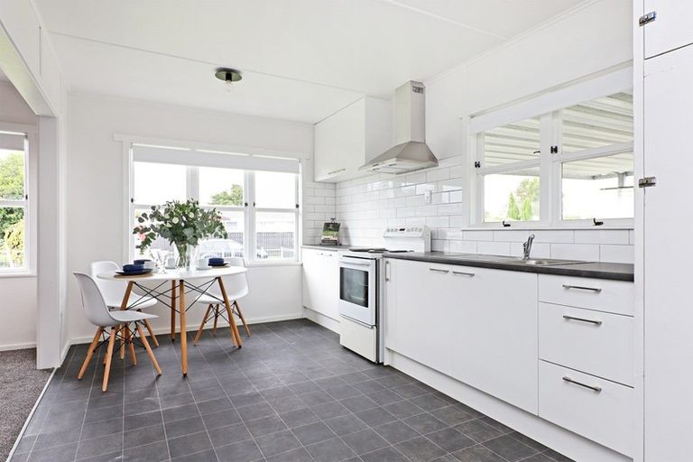 Photo of property in 75 Dover Road, Flaxmere, Hastings, 4120