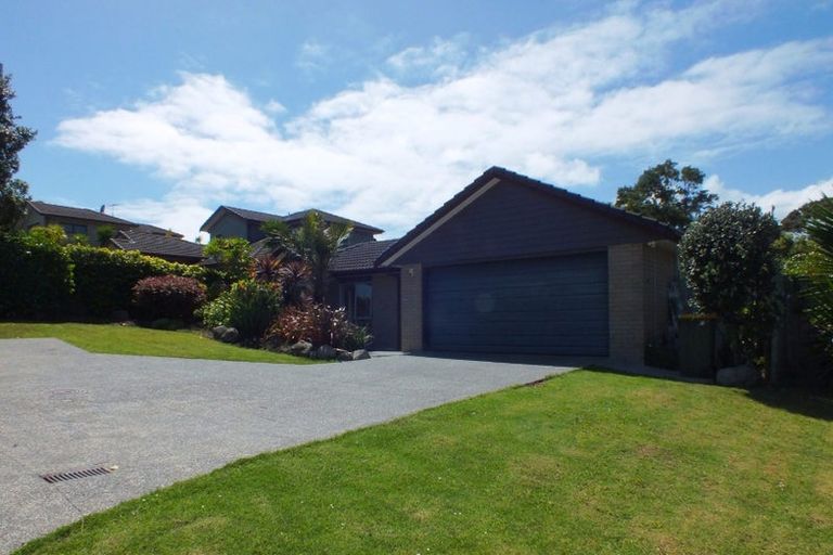 Photo of property in 29 Seamount Drive, Red Beach, 0932