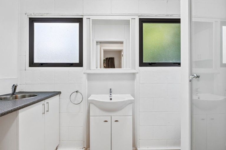 Photo of property in 493 Ruahine Street, Terrace End, Palmerston North, 4410