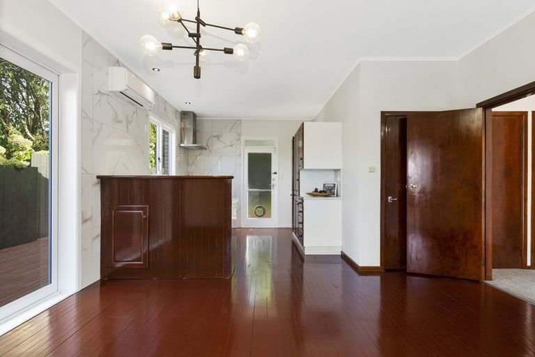 Photo of property in 90 Kawaha Point Road, Kawaha Point, Rotorua, 3010