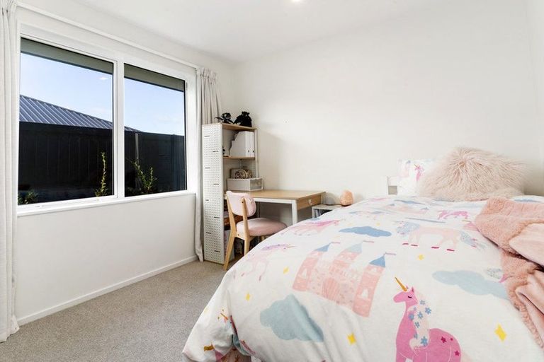 Photo of property in 8 Terrier Lane, Halswell, Christchurch, 8025