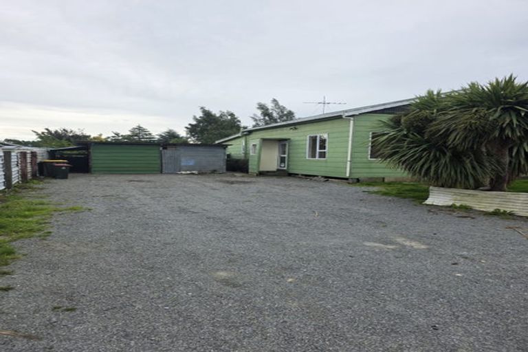 Photo of property in 86 Mcmurdo Street, Tinwald, Ashburton, 7700
